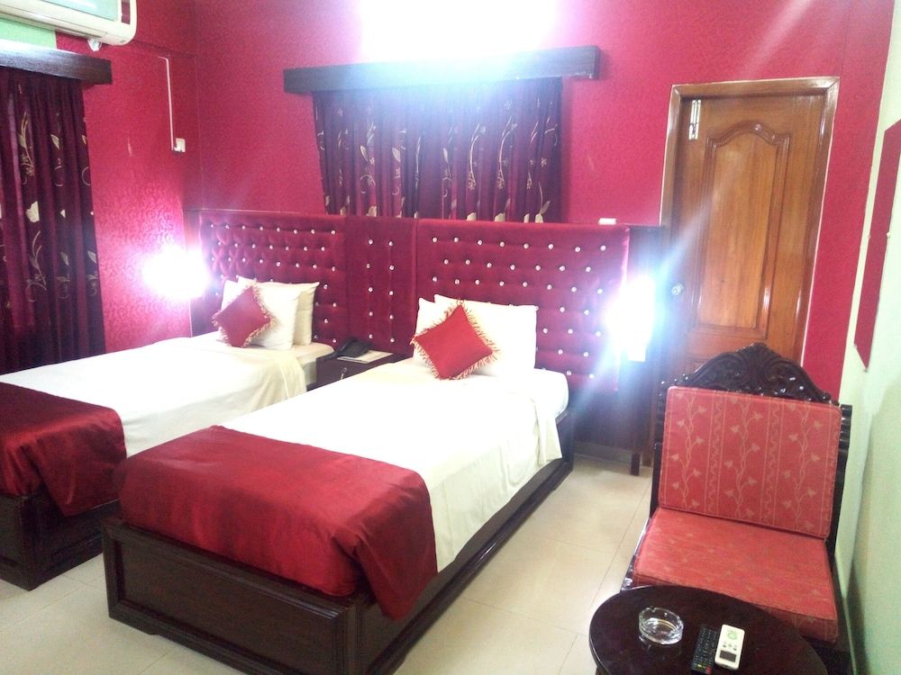 Hotel Lake View Plaza Executive Twin Room, 1 Bedroom, Lake View, Lakeside 2