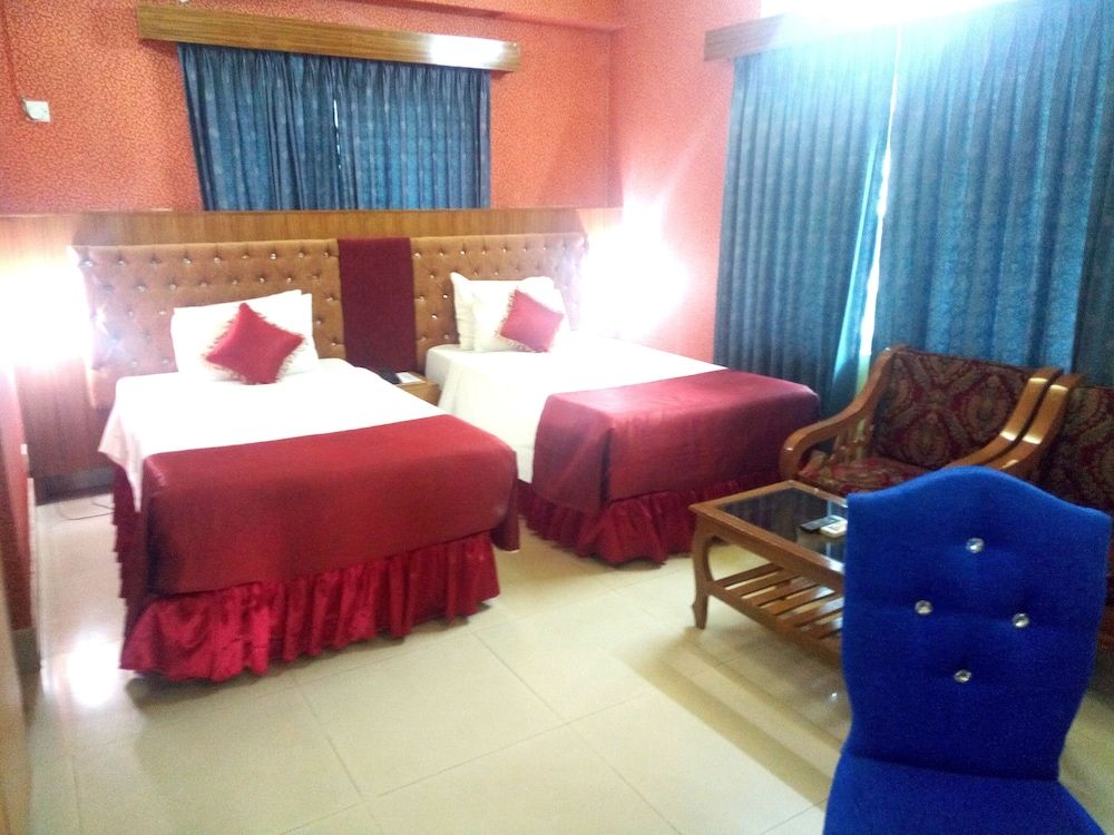 Hotel Lake View Plaza Executive Twin Room, 1 Bedroom, Lake View, Lakeside 4