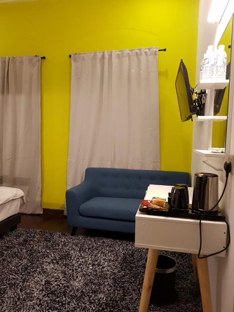 Family Room, Shared Bathroom