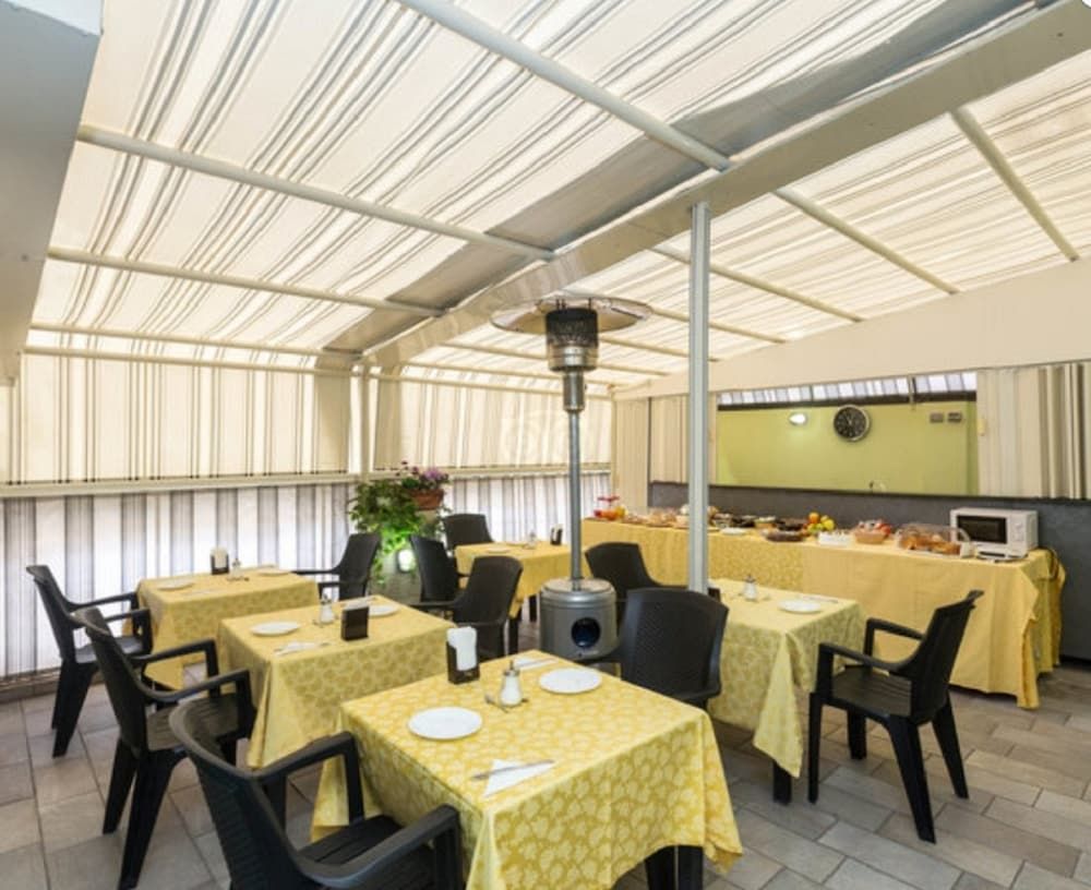 undefined Napoli Suite 7