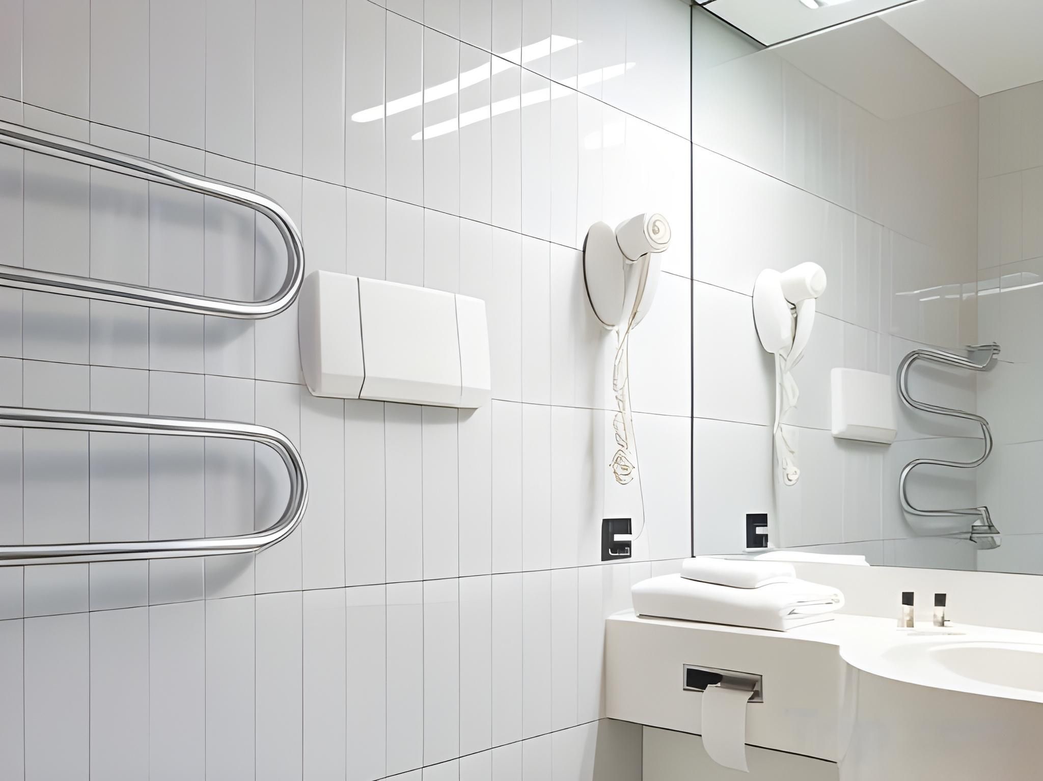 B&B Hotel Ferrara Twin Room 3