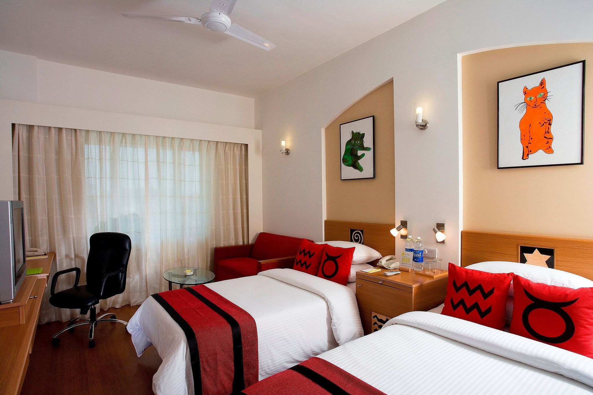 Lemon Tree Hotel, Hinjawadi , Pune Deluxe Room 3