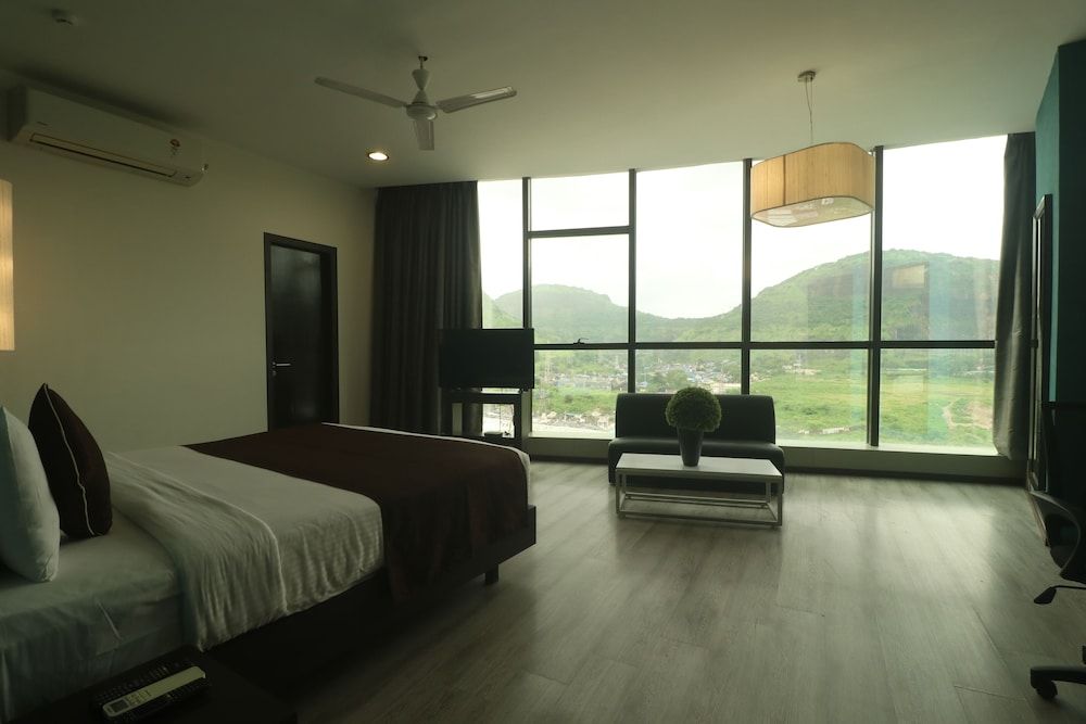 Hotel Mumbai House Airoli, Navi Mumbai Premium 5