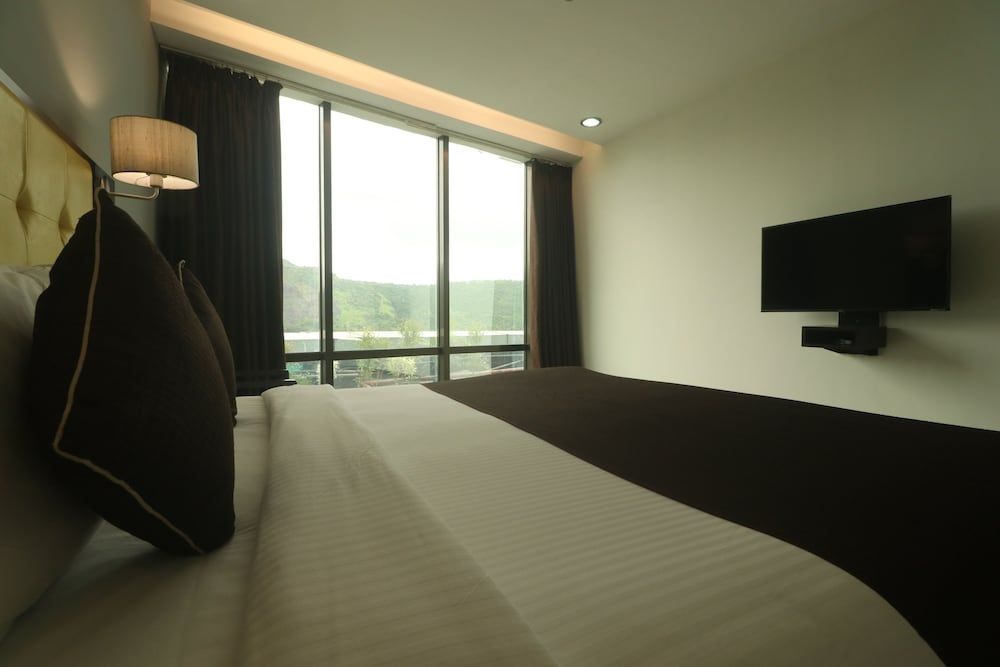 Hotel Mumbai House Airoli, Navi Mumbai Premium 9