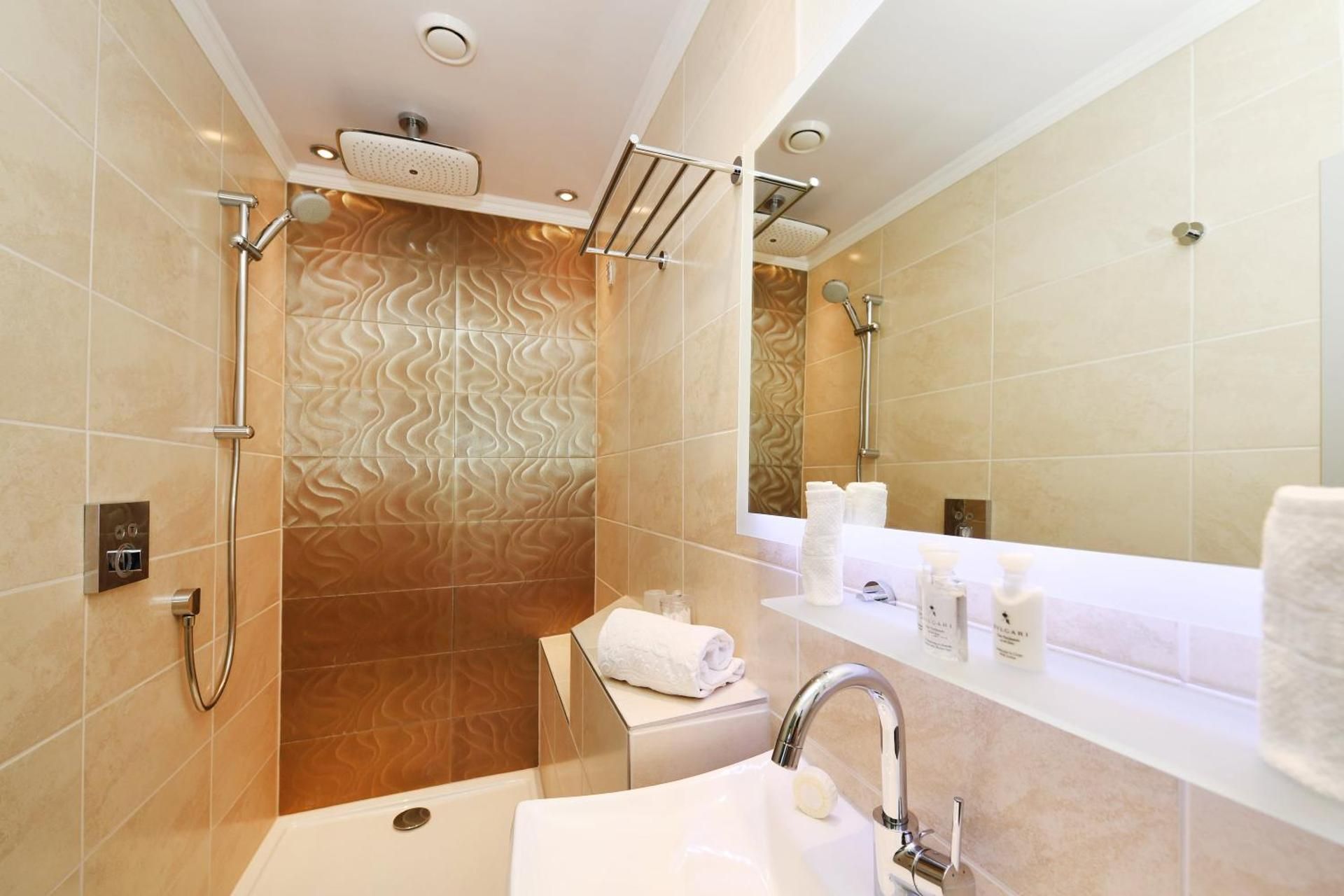 Comfort Doppelzimmer mit Rheinblick