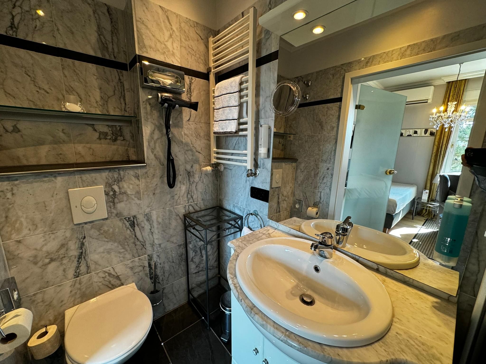 Rhein-Hotel Nierstein Standard Single Room 2