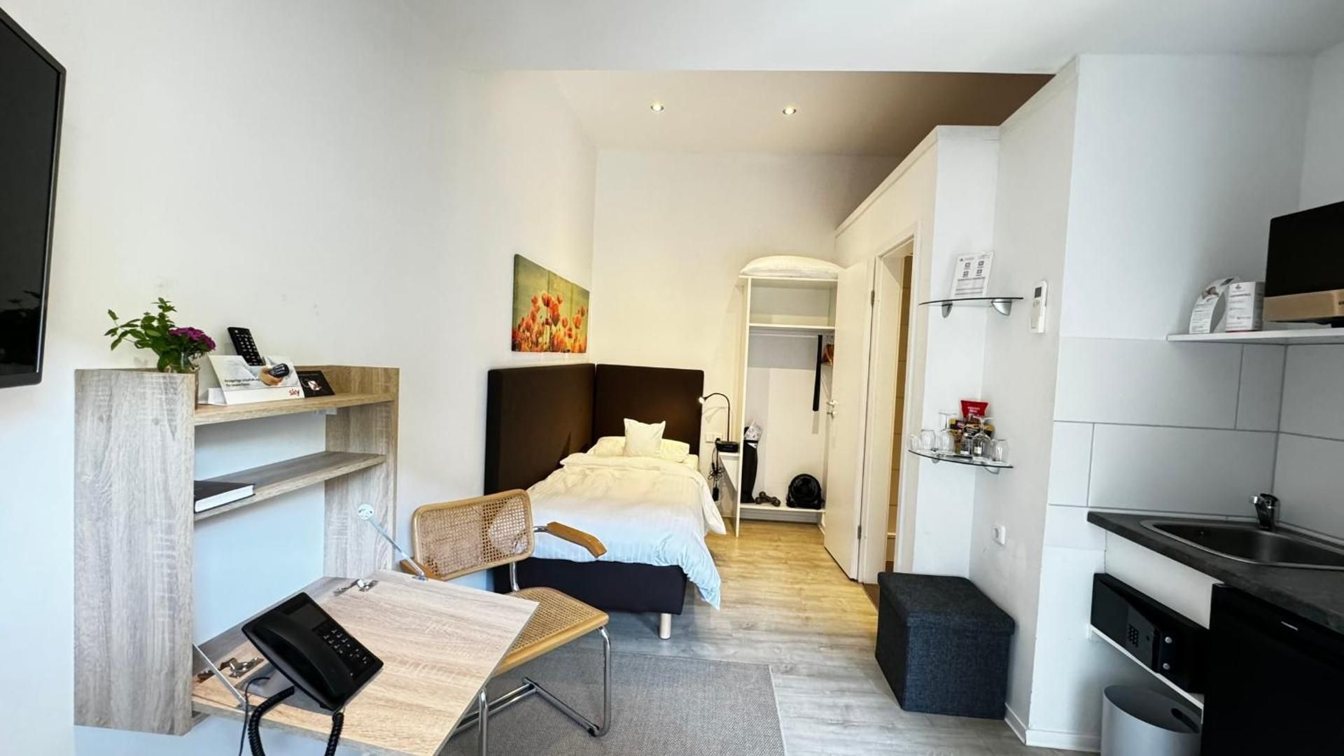 Rhein-Hotel Nierstein Economy Single Room 3