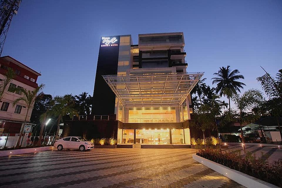 undefined Diana Heights Luxury Hotel