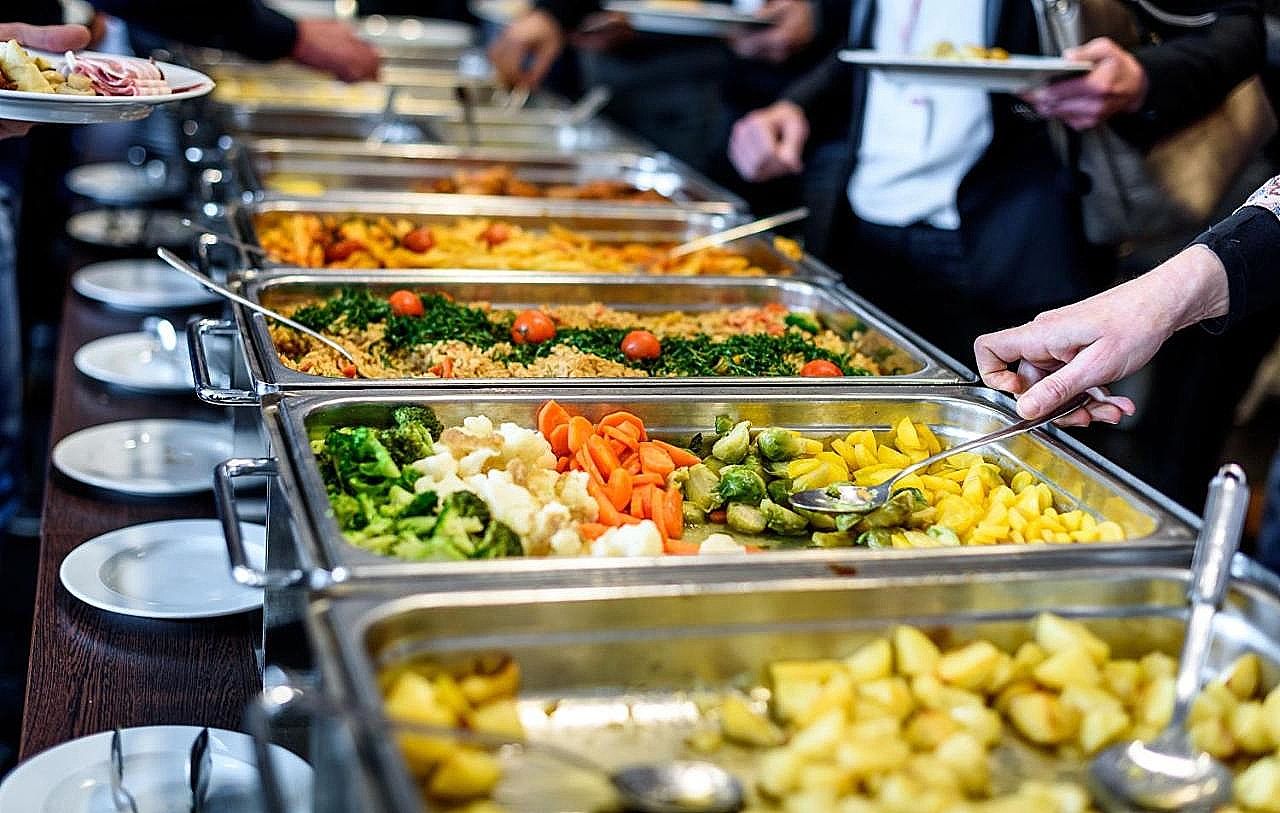 Food & Dining