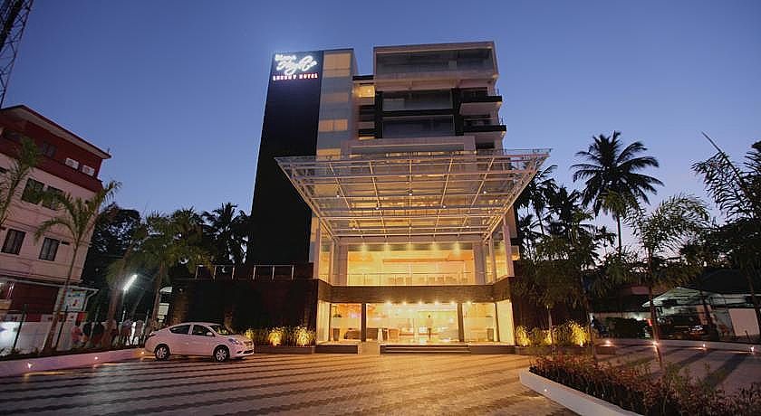 undefined Diana Heights Luxury Hotel 7