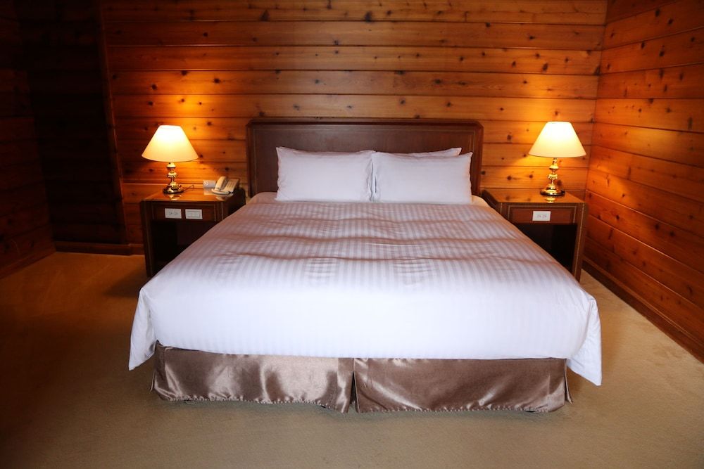 Deluxe Room, 1 Double Bed, Lake View