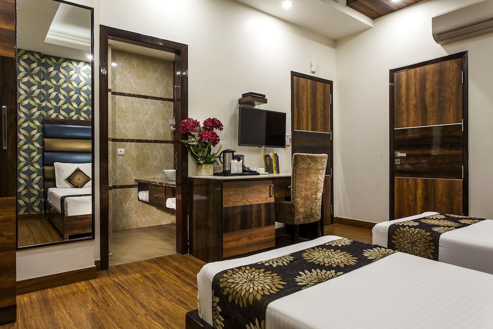 Executive Room, 1 Double or 2 Twin Beds