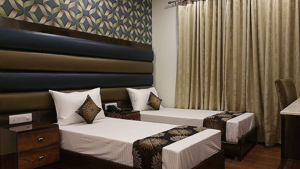 Executive Room, 1 Double or 2 Twin Beds