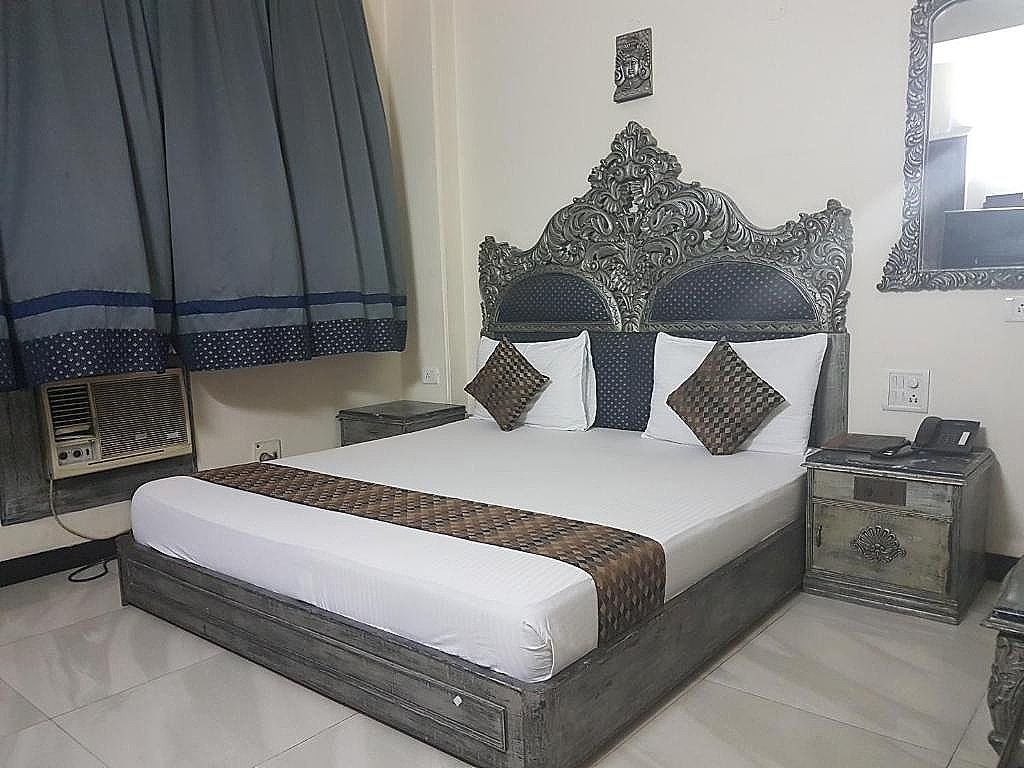 Hotel Sunstar Residency Value Room