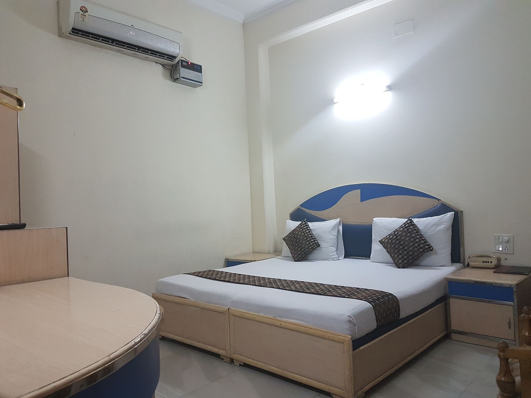 Hotel Sunstar Residency Value Room 13