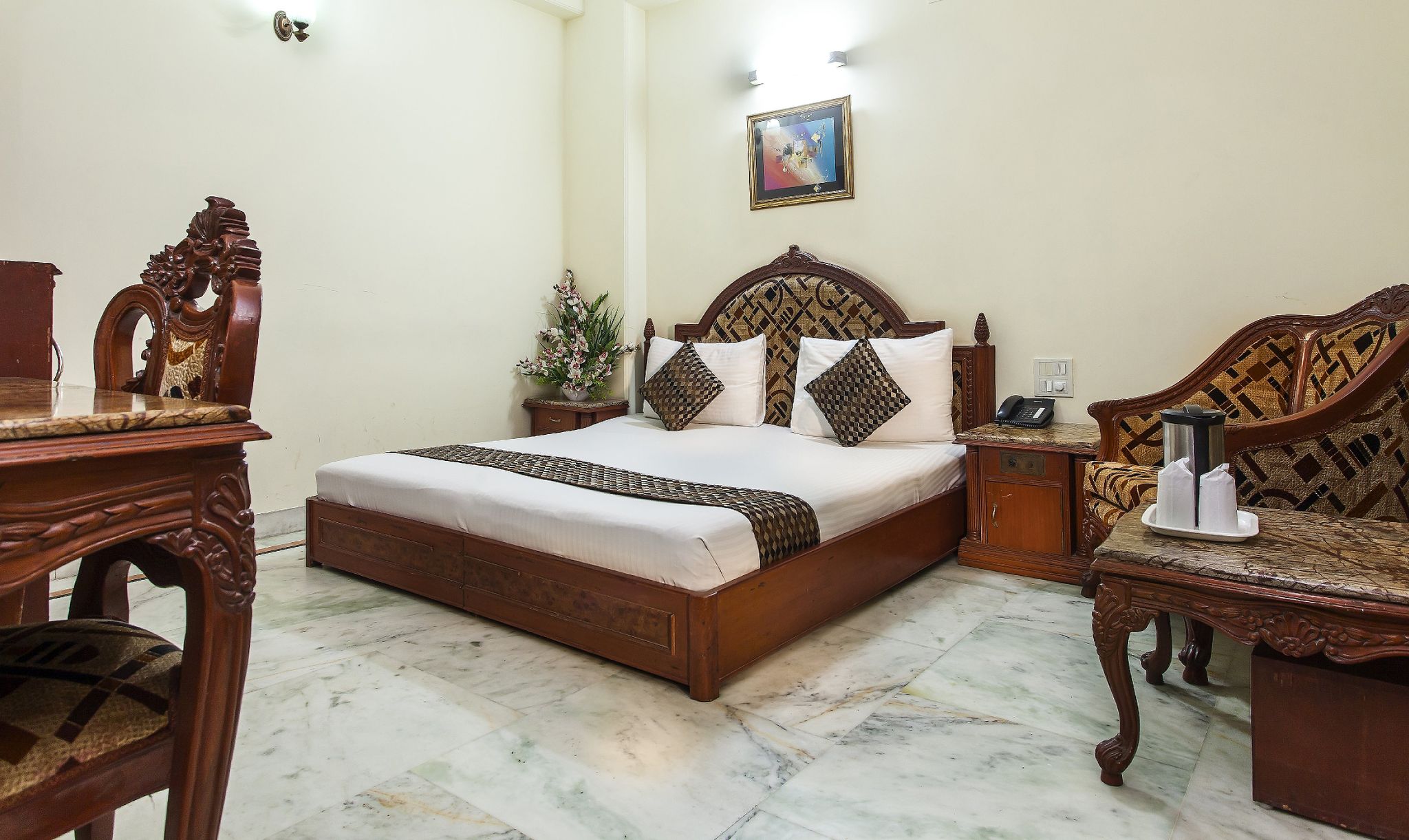 Hotel Sunstar Residency Value Room 8