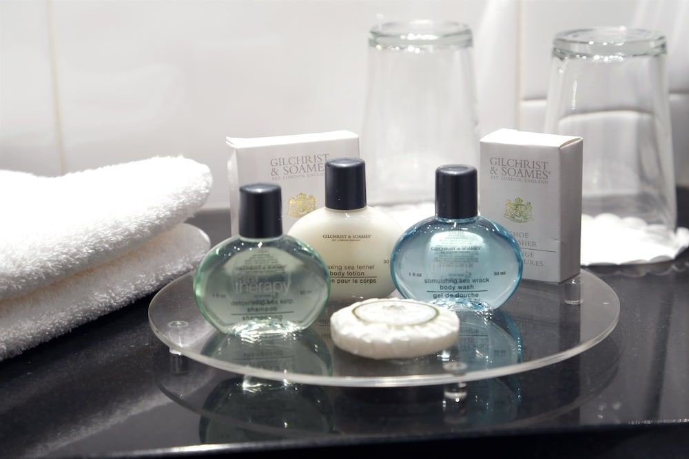 Best Western Plus Milford Hotel Comfort Room, 2 Twin Beds, Non Smoking (Twin) 8