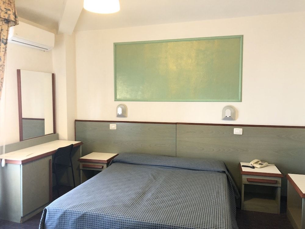 Panoramic Double or Twin Room, Mansard