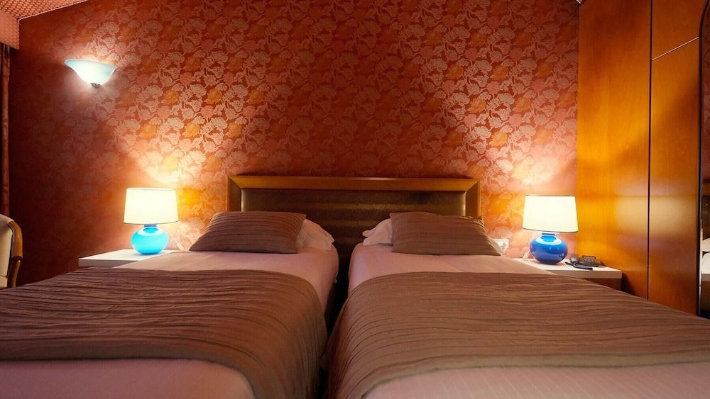 Hotel Motel Visconteo Economy Twin Room 3