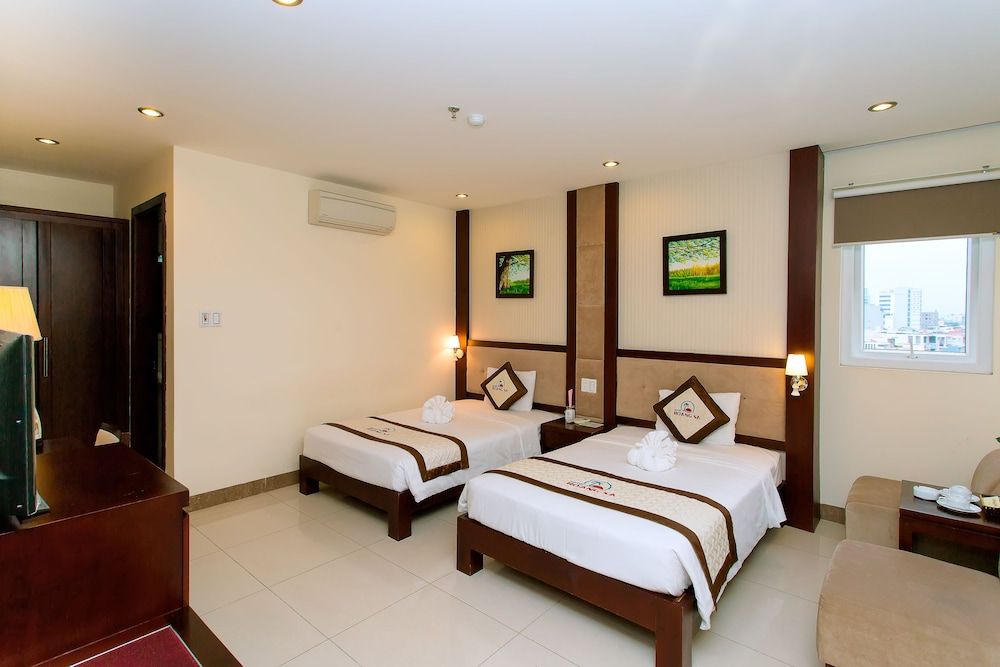 Hoang Sa Hotel Deluxe Room