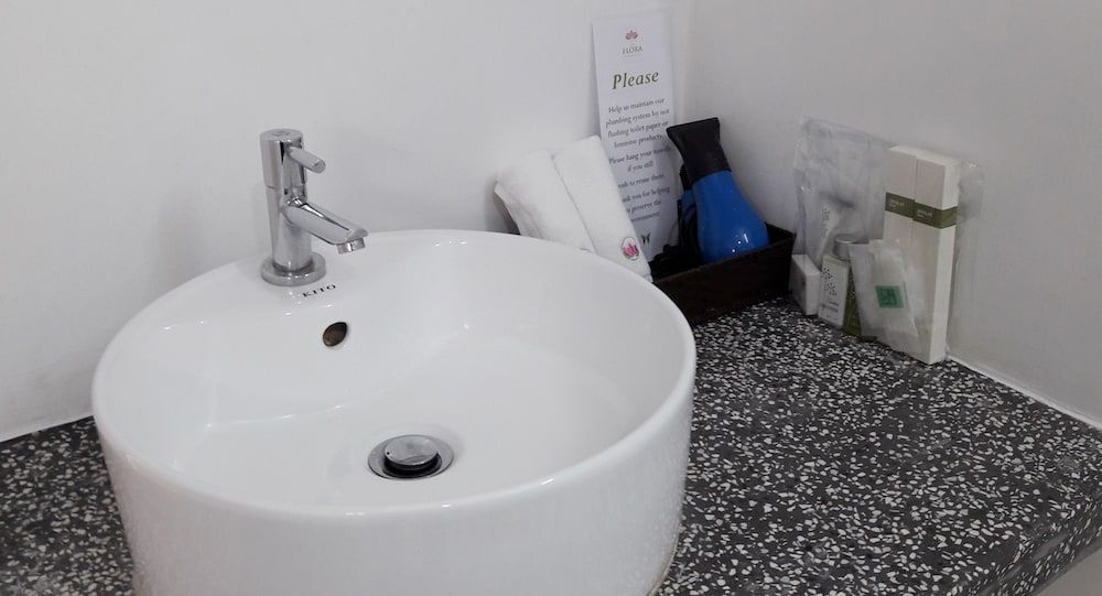 The Flora Boutique Hotel Superior Twin Room 4