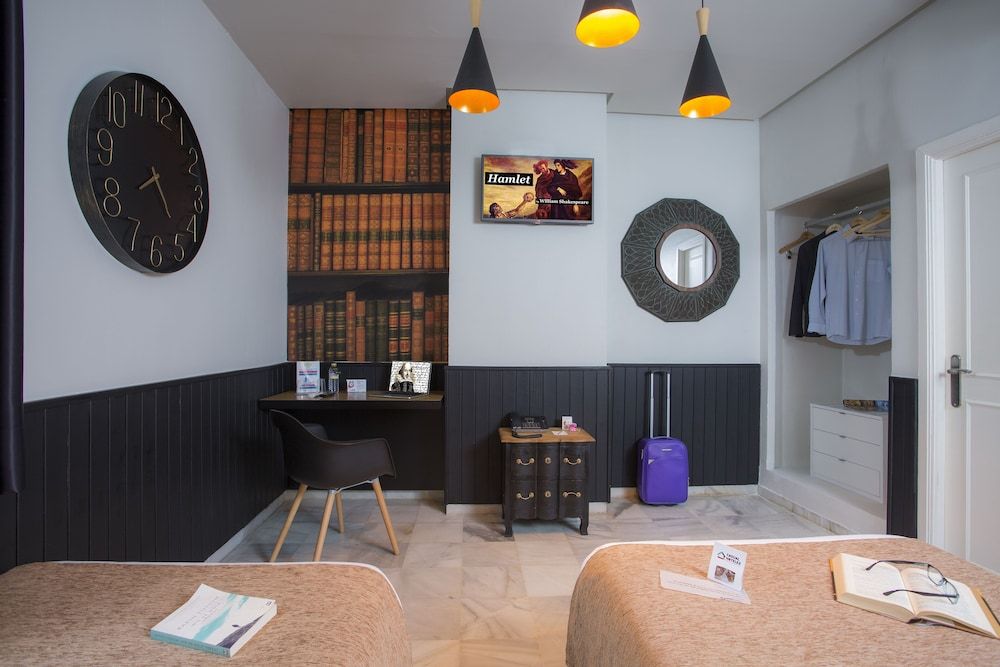 Casual de las Letras Sevilla Hotel Double Room, 2 Twin Beds 17