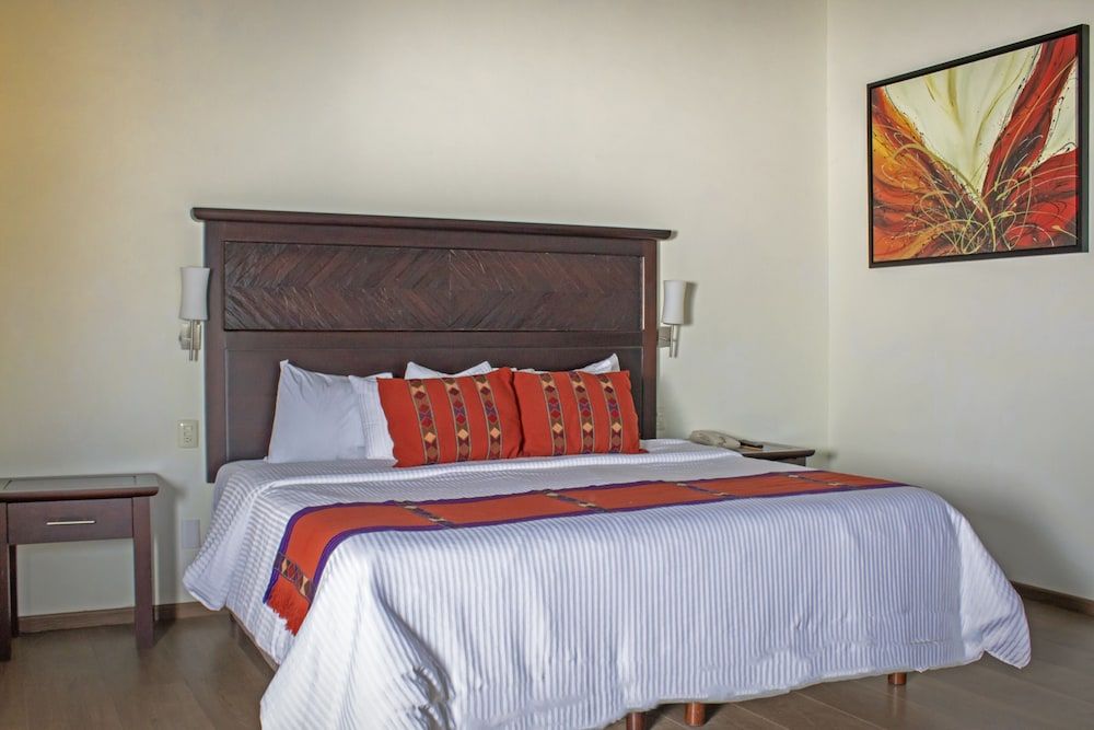 Hotel Plaza Magnolias Penthouse, 2 Bedrooms 5