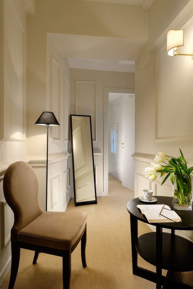 undefined Splendor Suite Rome - Suites and Apartments 3
