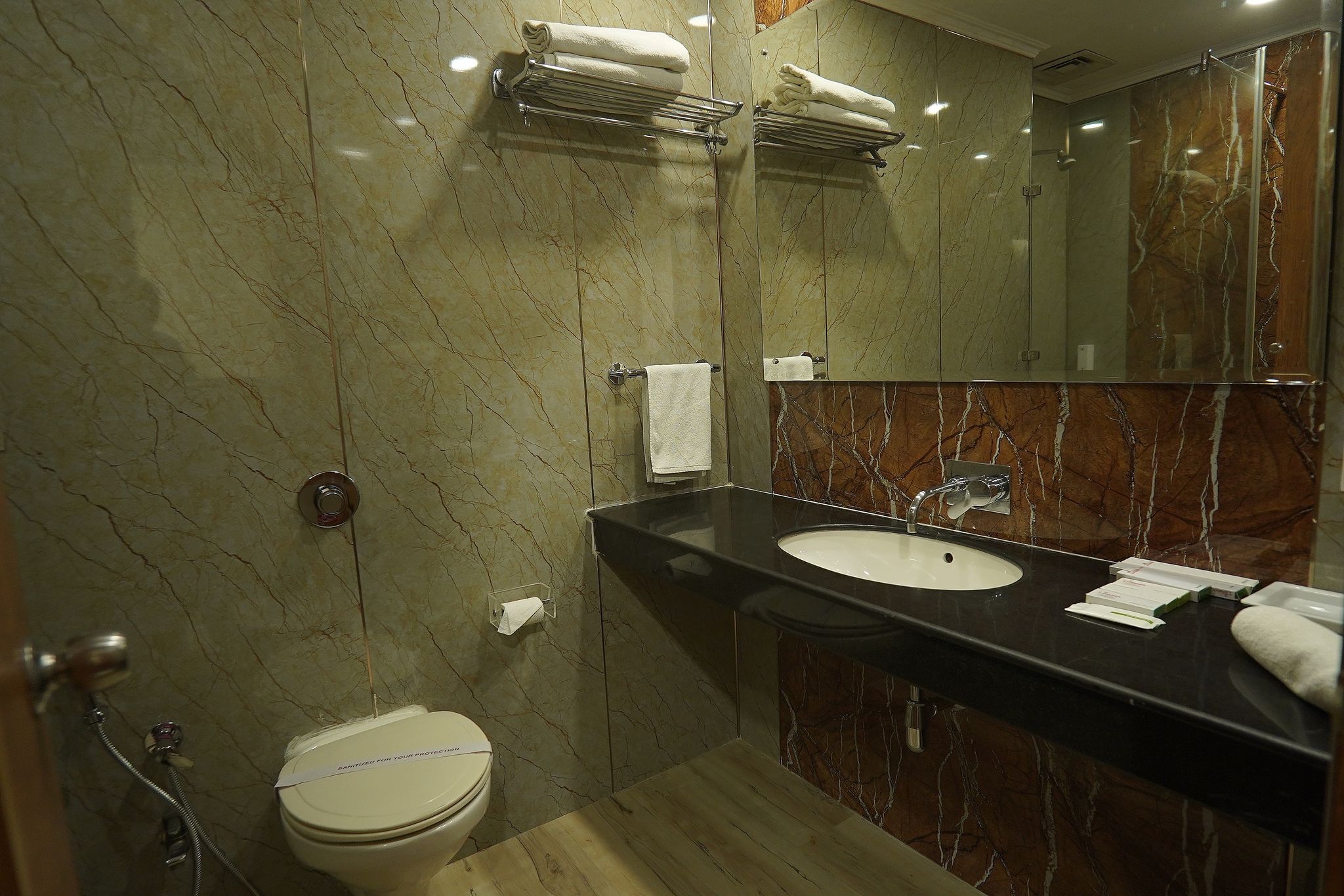 Landmark Shimla - With Elevator Access To Mall Road Triple Bedded room 7