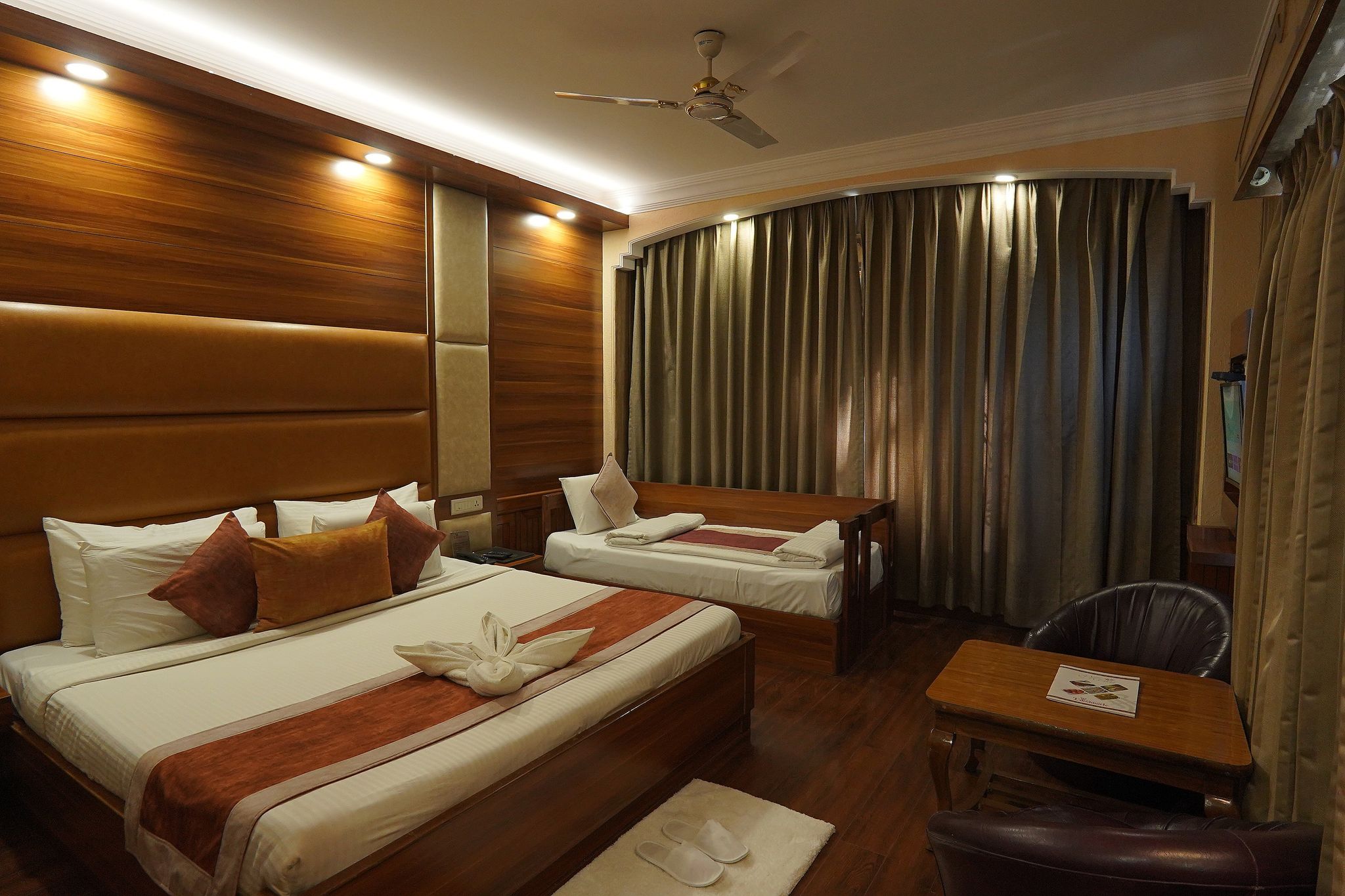 Landmark Shimla - With Elevator Access To Mall Road Triple Bedded room 2