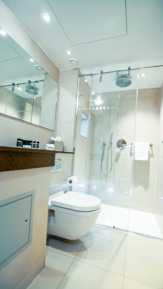 Blakemore Hyde Park Club Double Room