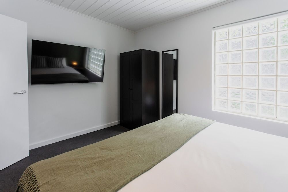 Yarra Valley Grand Hotel Premium Apartment, 2 Bedrooms, Non Smoking 2