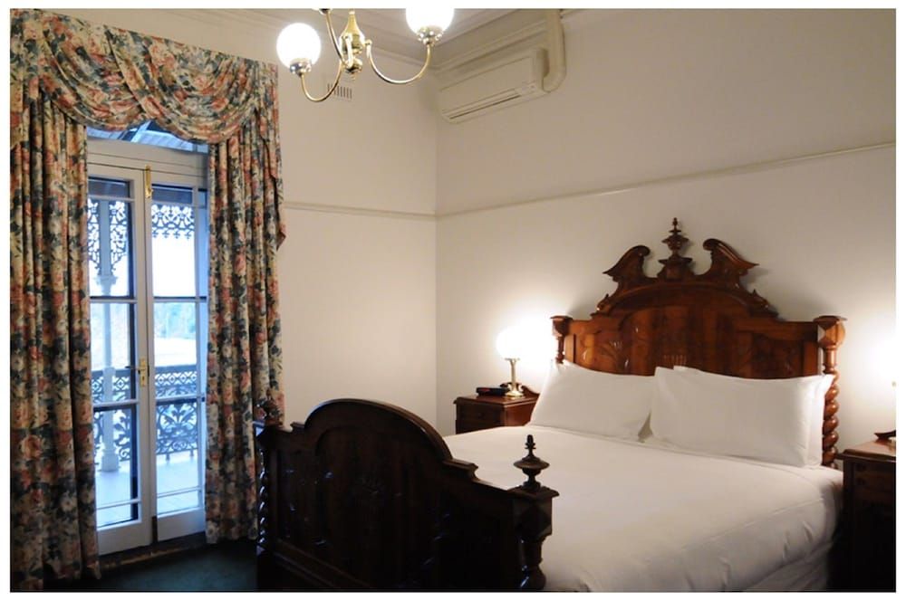 Yarra Valley Grand Hotel Balcony Suite