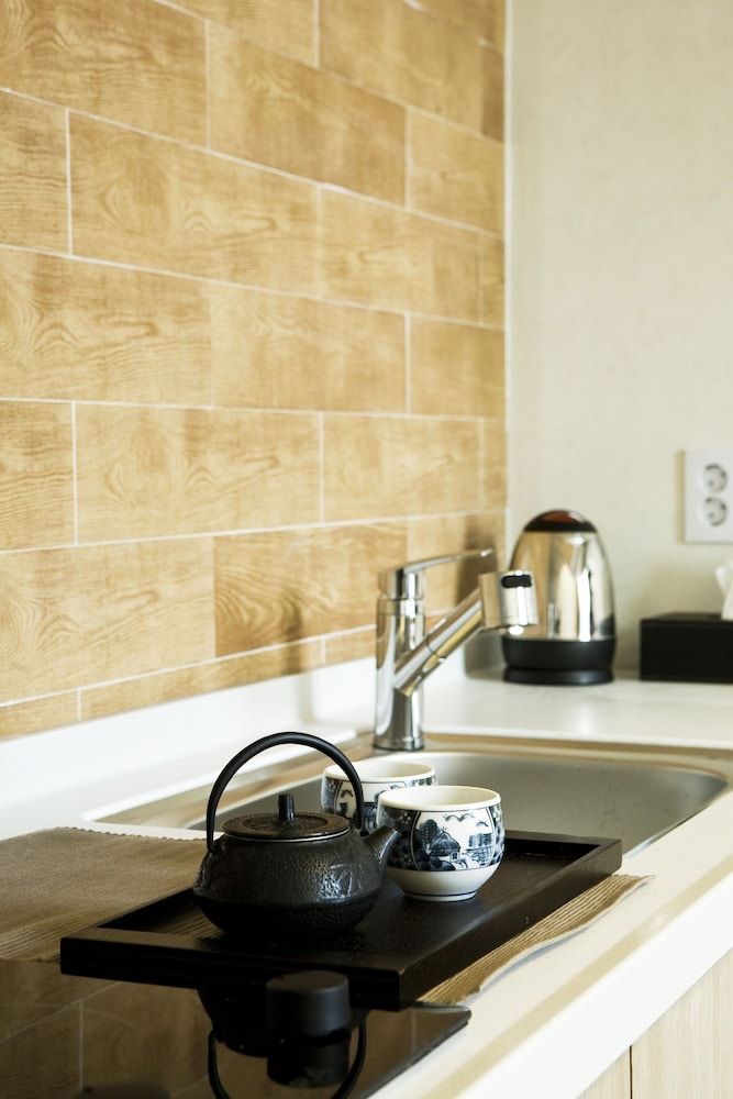 Hotel Hue Loft Family Twin Room 4