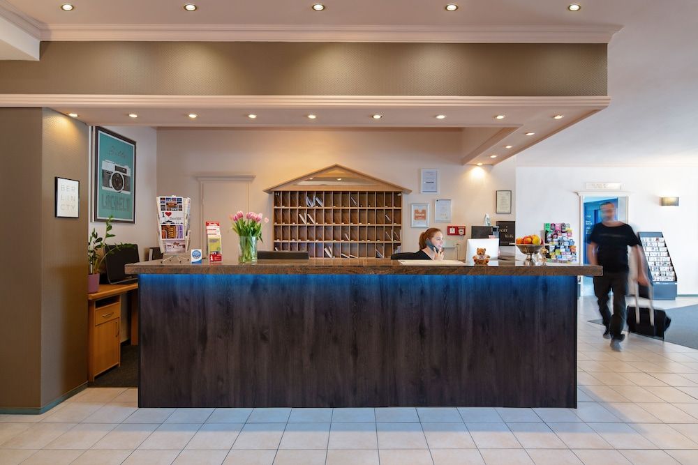 Check-in Check-out Kiosk