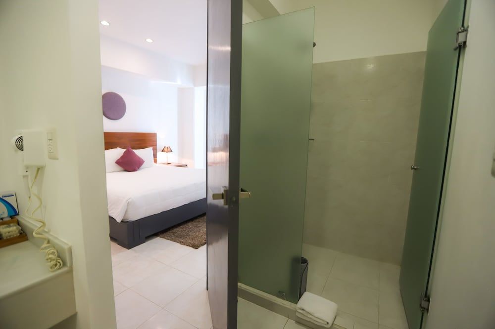 Suite, Multiple Beds, Non Smoking