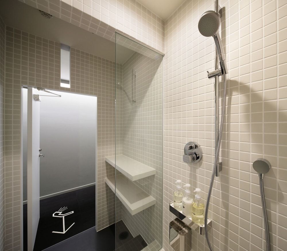 undefined 9h nine hours Narita Airport 6