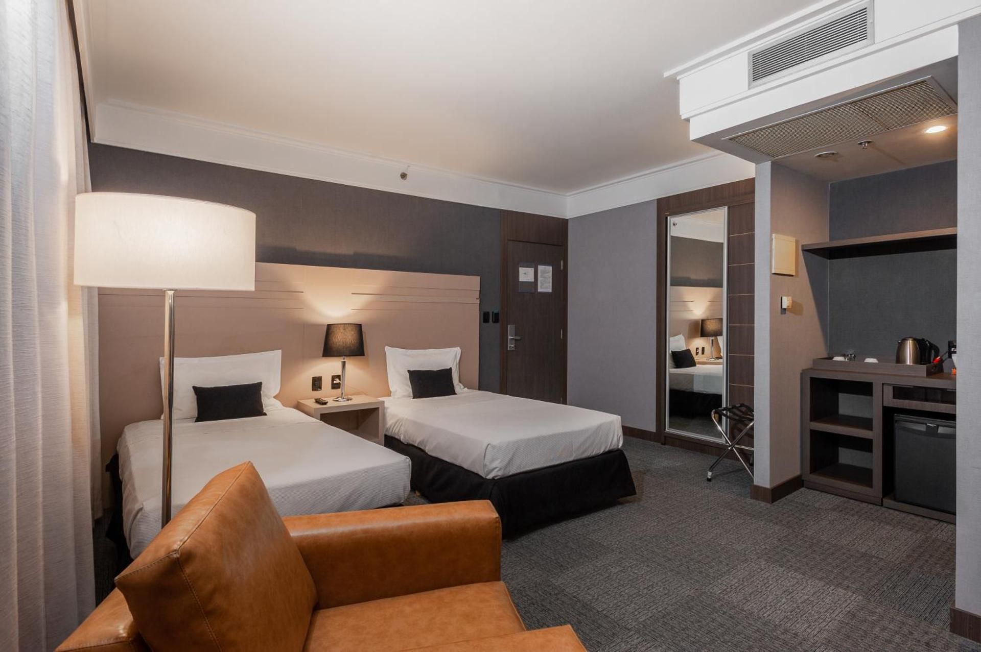Premium Room with Two Single Beds