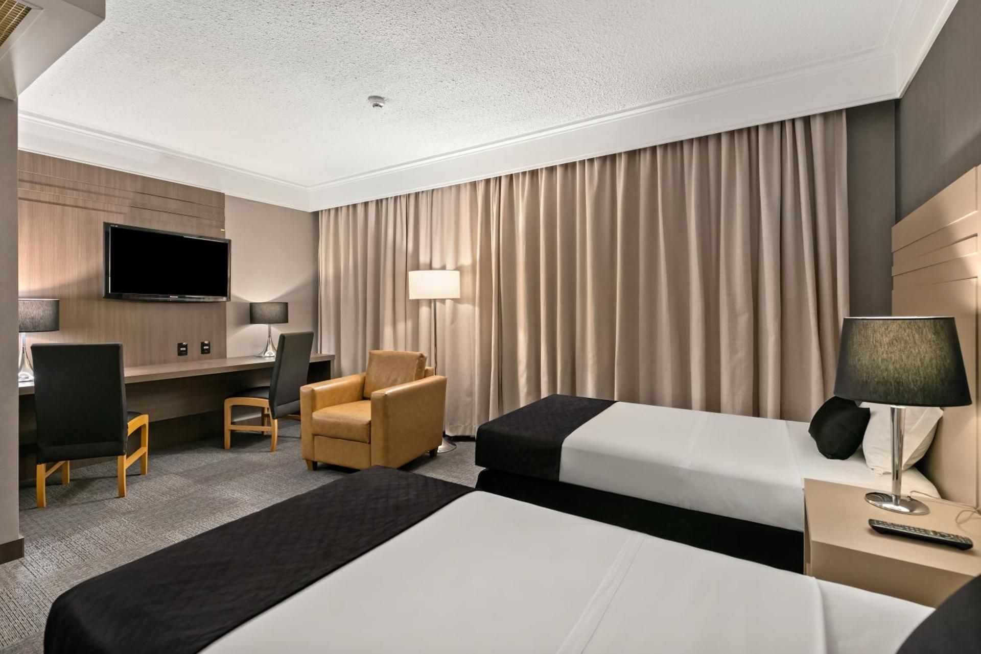Premium Room with Two Single Beds