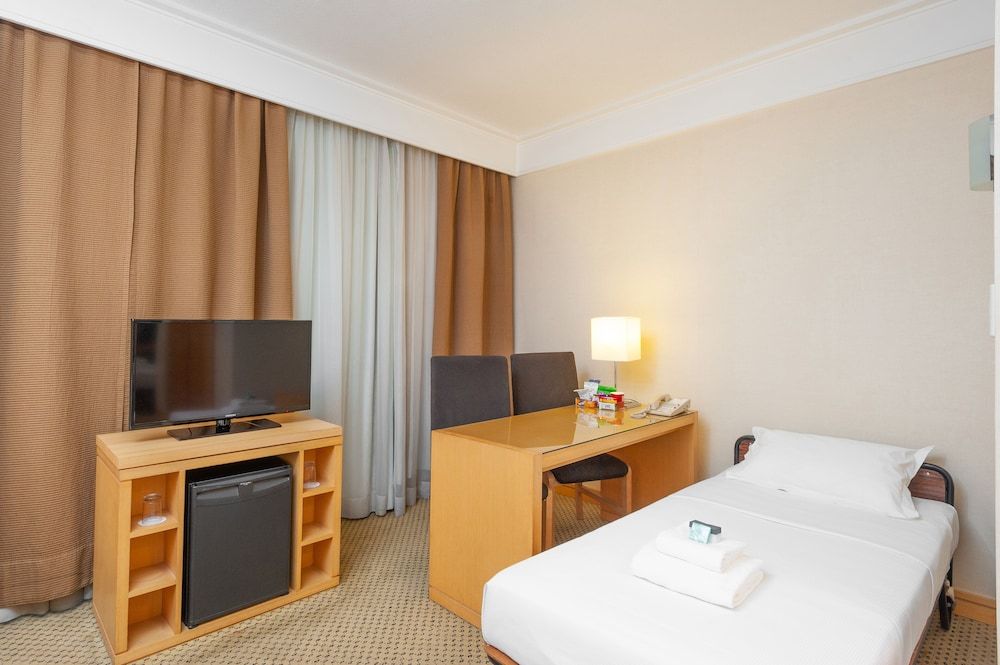 Deluxe Single Room