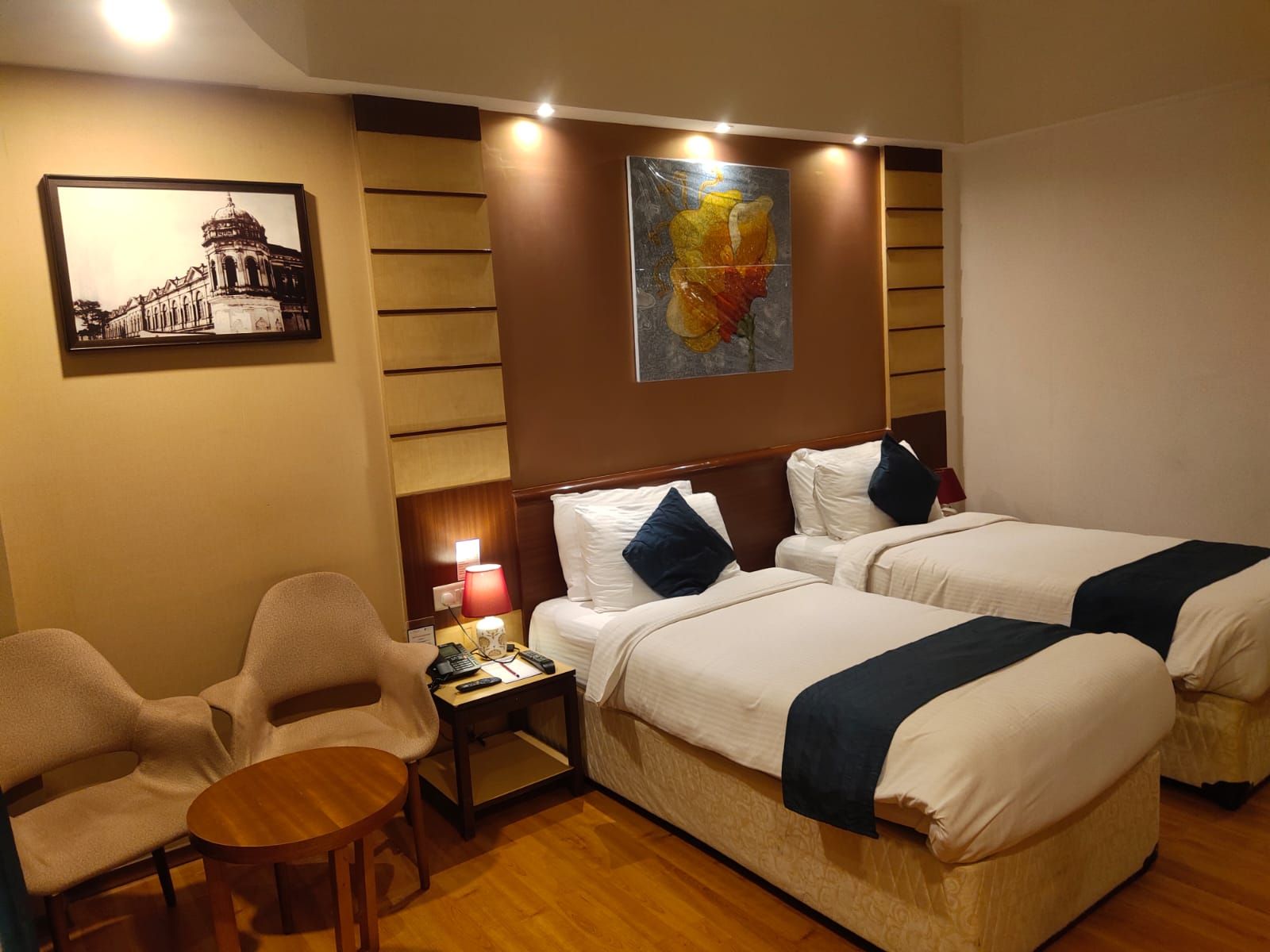 The Plaza Standard Room-Twin or Double Bed