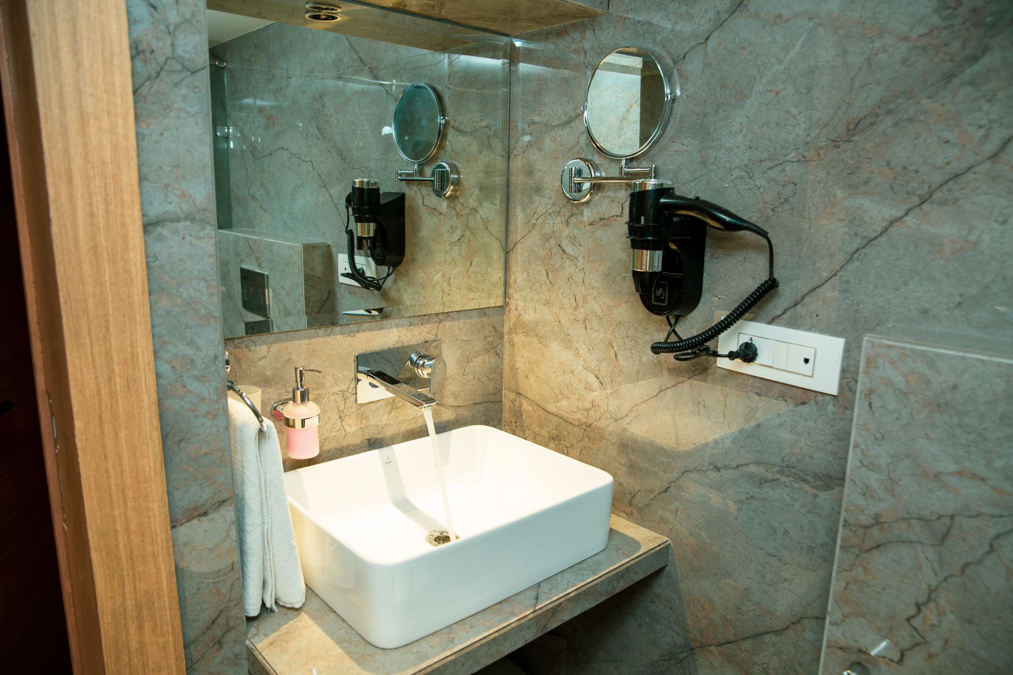 Hotel Panasia Continental Royale Room (Twin Bed) 5