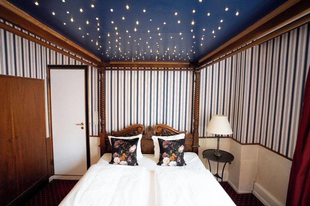 Hotel Vinhuset Suite, Bathtub 3