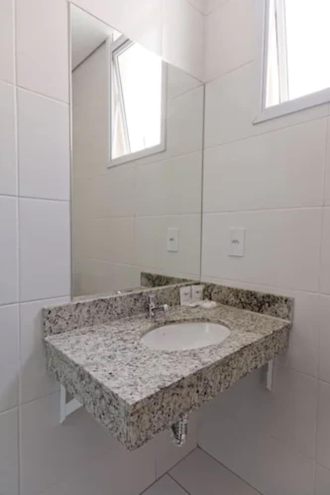 Fenix Moema Standard Apartment 6