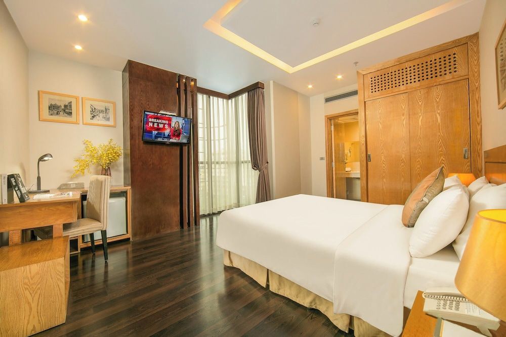 undefined Parkside Sunline Hotel 8