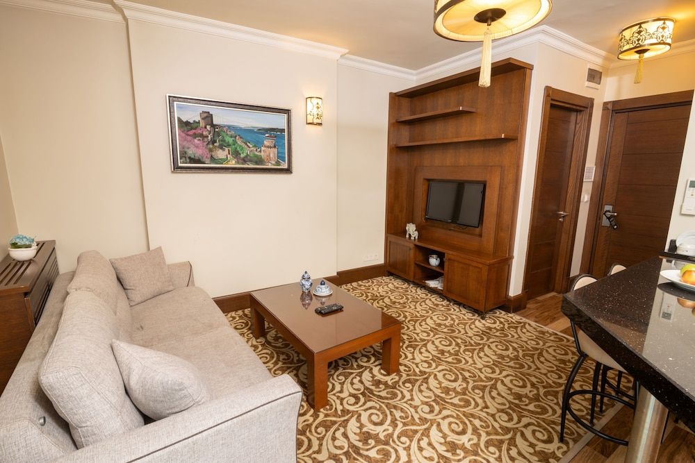 undefined K Suites Hotel 7