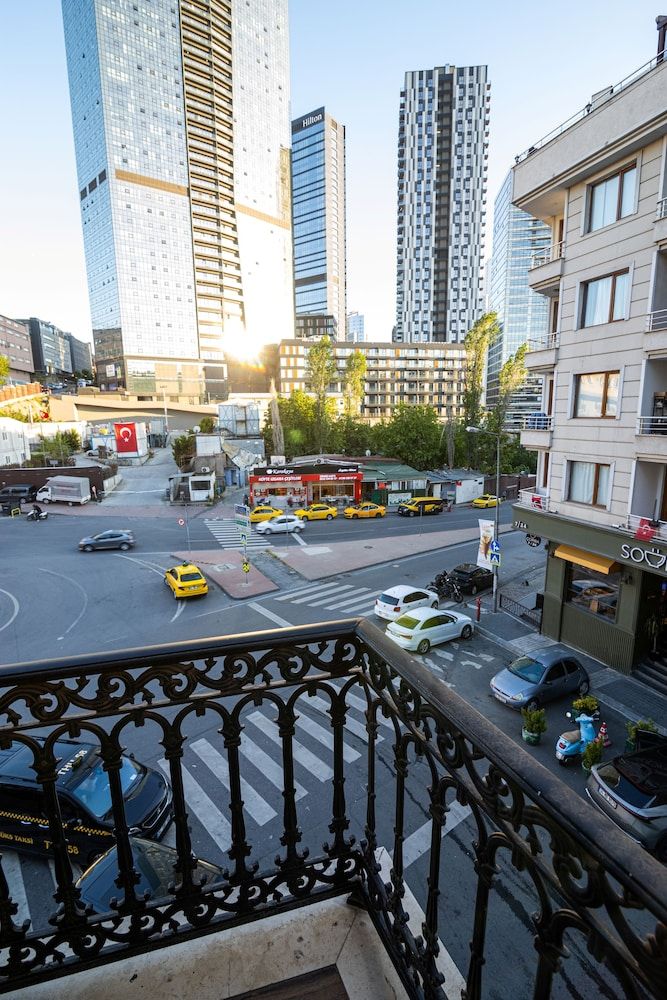 Junior Suite, 1 Bedroom, City View