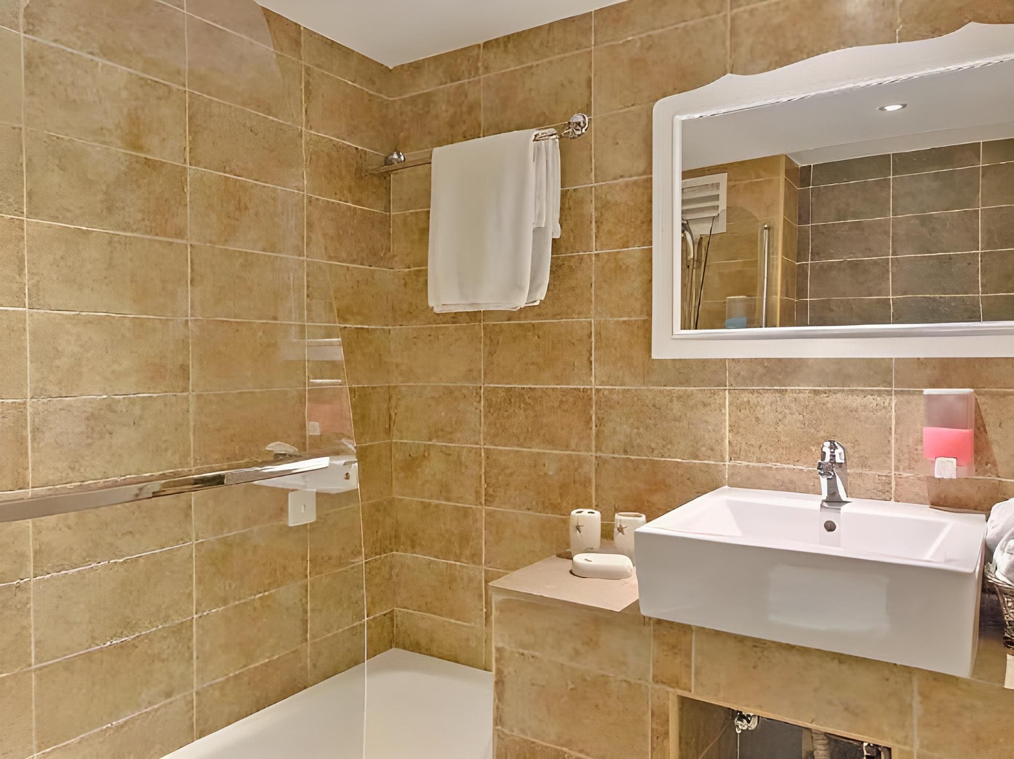 Sveltos Hotel Superior Twin with Balcony - Pool View