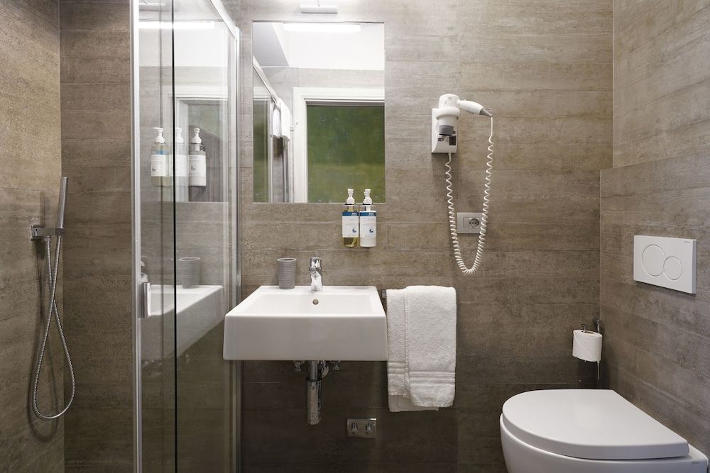 Numa Florence Rodo Standard Room 11