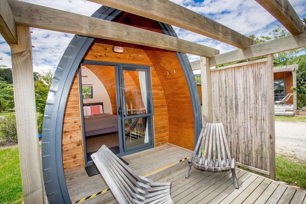 Hot Water Beach TOP 10 Holiday Park Deluxe Standard Cabin 5